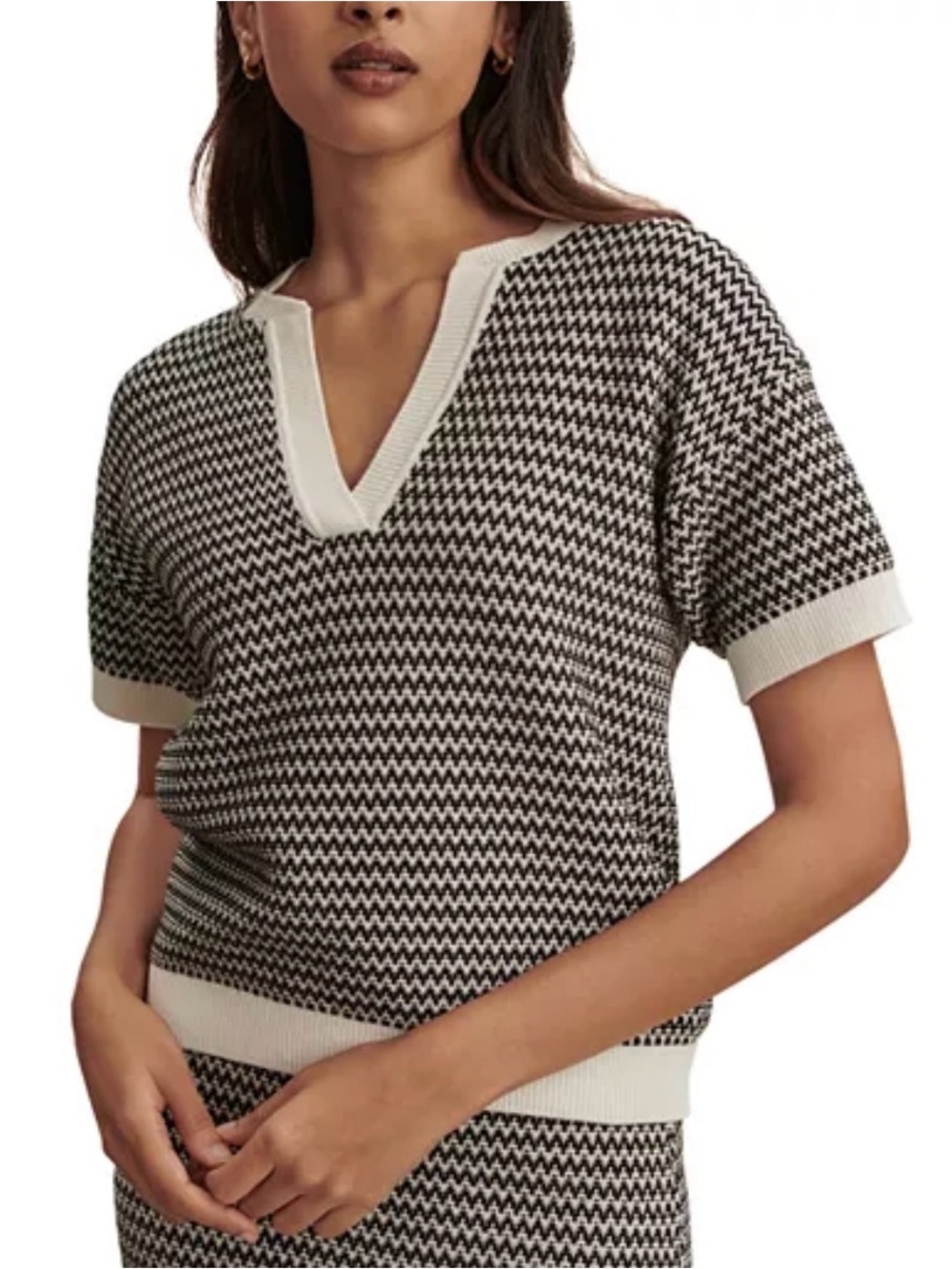 NEW Varley 100% cotton Black & Cream V-Neck Knit Sweater